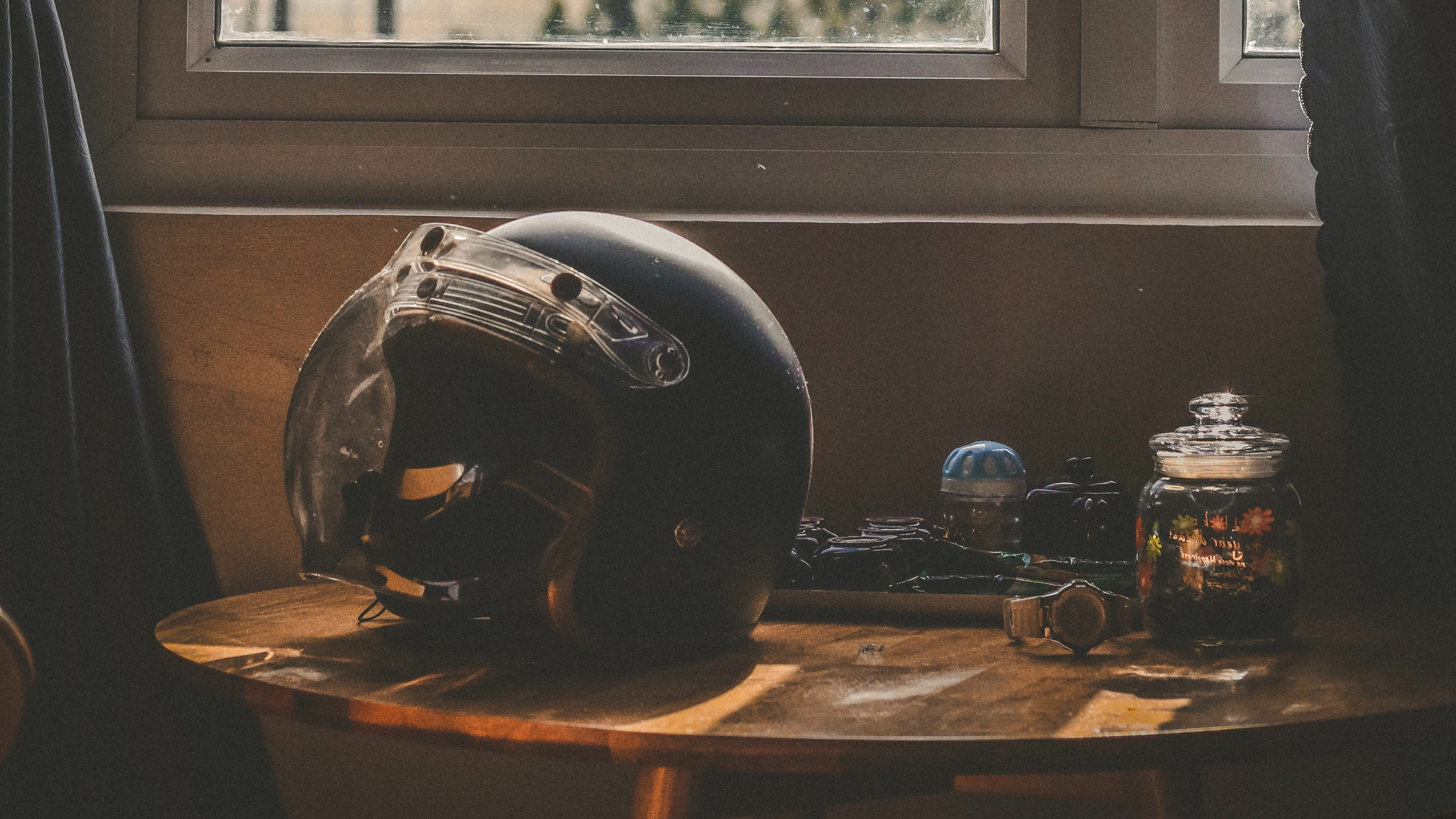 Guide to Make your Motorcycle Helmet Squeaky Clean